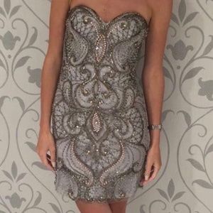Size 2 - Vienna Prom Short Grey Beaded Dress